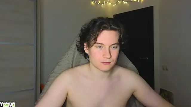 Snapshot of MoreRealAlex chatting on 28, 9, 2025 MoreRealAlex online show from 28, 9, 2025