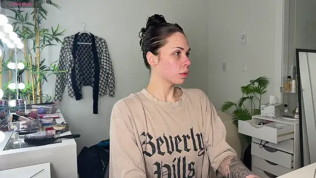 NattyFierros online show from 8, 4, 2026