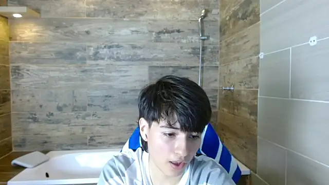 Snapshot of Bryce_Evans chatting on 13, 7, 2026 Bryce Evans online show from 13, 7, 2026