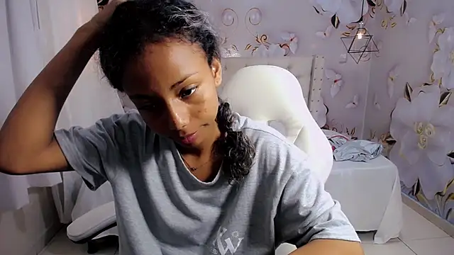 jasmin brunette  online show from 3, 12, 2024