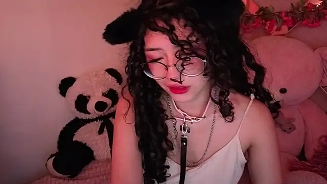 Snapshot of CherieCurl chatting on 30, 5, 2026 CherieCurl online show from 30, 5, 2026