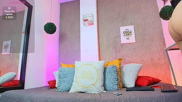 Bella salvatore online show from 17, 2, 2025