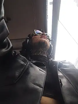 taaylor33 online show from 23, 4, 2026