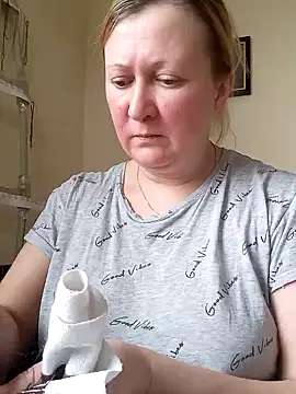 blondyaguar online show from 14, 2, 2025