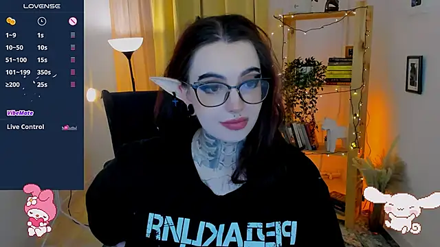 Dixi Pixi  online show from 9, 2, 2025