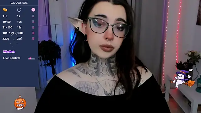 Dixi Pixi  online show from 8, 11, 2025