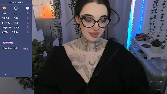 Snapshot of Dixi_Pixi_ chatting on 7, 6, 2026 Dixi Pixi online show from 7, 6, 2026