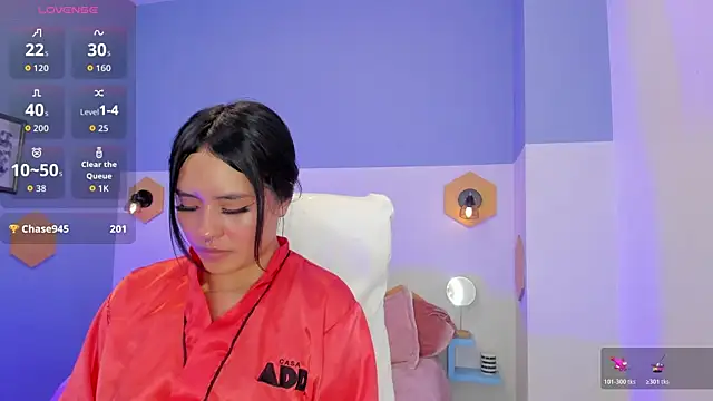 Chloe fischer  online show from 18, 4, 2026