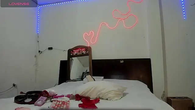 Snapshot of latinaStepmom chatting on 30, 6, 2026 latinaStepmom online show from 30, 6, 2026