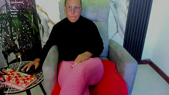 BrendaSex Hot online show from 9, 2, 2026