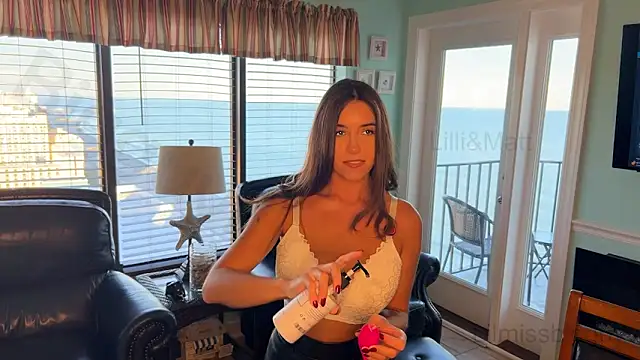 Lilmissbigguy online show from 24, 10, 2025