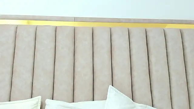 FreyaMoller online show from 28, 2, 2026