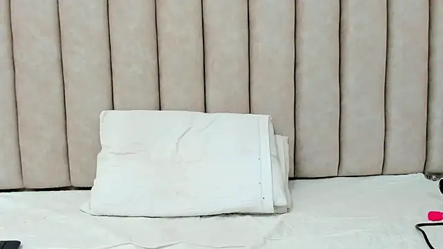 FreyaMoller online show from 9, 4, 2026