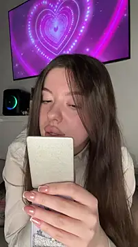 Kimi Ass online show from 6, 4, 2026