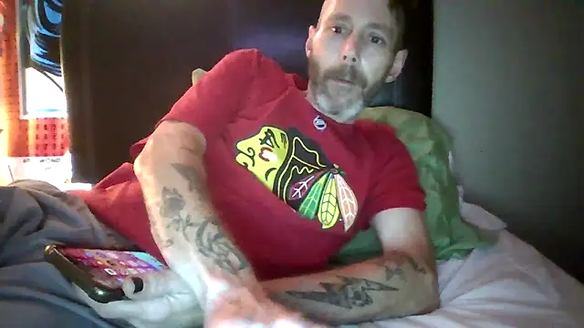 Snapshot of mellothebreeze chatting on 8, 11, 2025 mellothebreeze online show from 8, 11, 2025