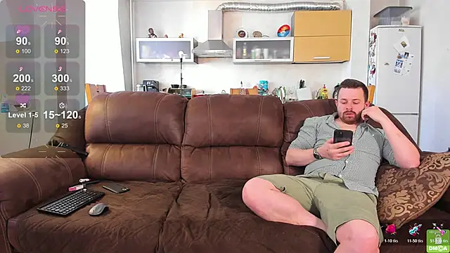 NikkiNSerdron online show from 7, 4, 2026