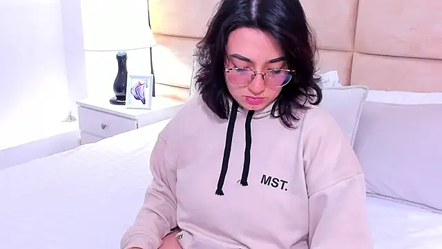 SamantaG online show from 15, 12, 2025