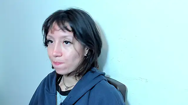 lizzy davis 1 online show from 4, 4, 2026