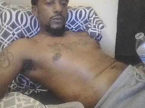 Snapshot of DreamvilleINC chatting on 16, 9, 2025 DreamvilleINC online show from 16, 9, 2025