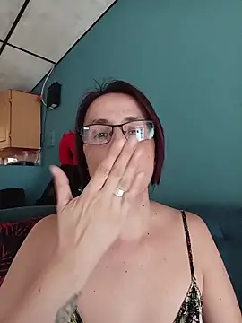 Snapshot of IsisBlake chatting on 26, 6, 2026 IsisBlake online show from 26, 6, 2026