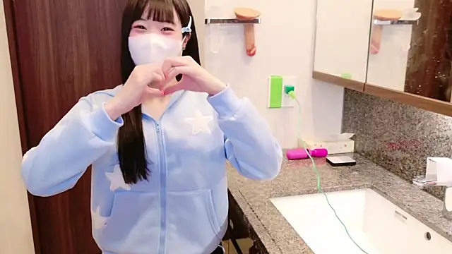 Mia--meow online show from 18, 3, 2025