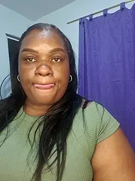 lilybaudyn  online show from 30, 10, 2025