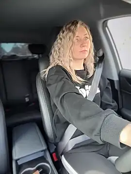 Snapshot of Crazy-Rosa chatting on 16, 3, 2025 Crazy-Rosa online show from 16, 3, 2025