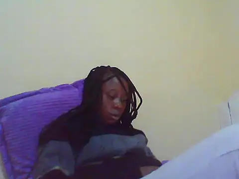 Snapshot of EBONYVANILLA02 chatting on 18, 11, 2025 EBONYVANILLA02 online show from 18, 11, 2025