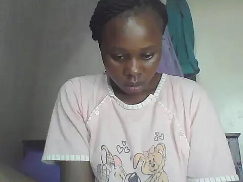 Snapshot of EBONYVANILLA02 chatting on 7, 2, 2026 EBONYVANILLA02 online show from 7, 2, 2026