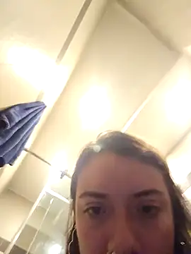 valery mora online show from 31, 12, 2024