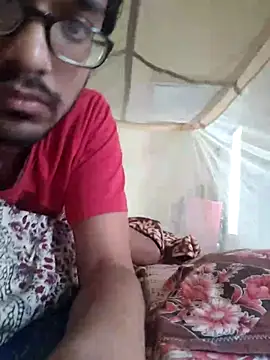 Snapshot of THE_NAKED_BOY chatting on 1, 1, 2025 THE NAKED BOY online show from 1, 1, 2025