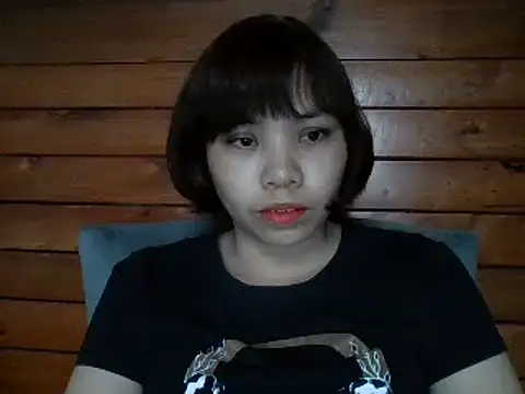 Snapshot of Angela-Eira chatting on 7, 2, 2025 Angela-Eira online show from 7, 2, 2025