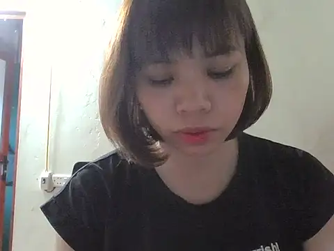 Snapshot of Angela-Eira chatting on 27, 9, 2025 Angela-Eira online show from 27, 9, 2025