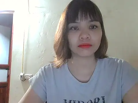 Snapshot of Angela-Eira chatting on 10, 10, 2025 Angela-Eira online show from 10, 10, 2025