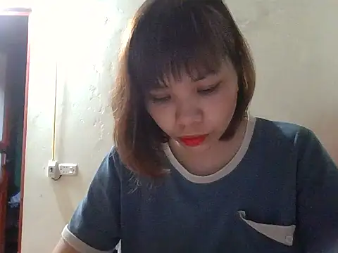 Snapshot of Angela-Eira chatting on 14, 10, 2025 Angela-Eira online show from 14, 10, 2025