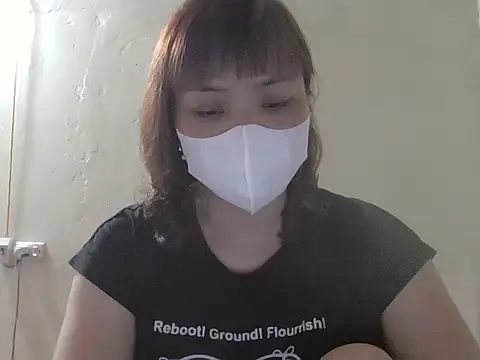 Snapshot of Angela-Eira chatting on 8, 5, 2026 Angela-Eira online show from 8, 5, 2026