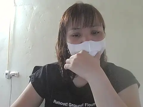 Snapshot of Angela-Eira chatting on 25, 5, 2026 Angela-Eira online show from 25, 5, 2026