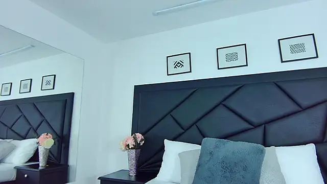 SophieCarther online show from 12, 2, 2025