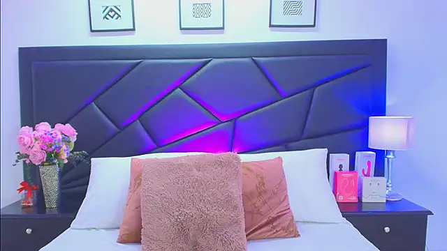 SophieCarther online show from 9, 11, 2025