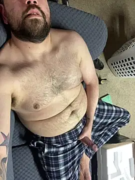 Snapshot of bighung1990 chatting on 25, 10, 2025 bighung1990 online show from 25, 10, 2025