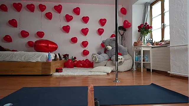 missdaisydiamond777 online show from 11, 2, 2025