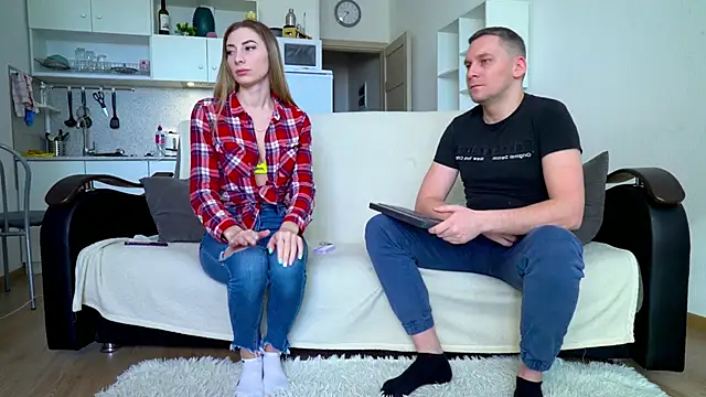 Snapshot of littlesweettifany chatting on 20, 2, 2025 littlesweettifany online show from 20, 2, 2025