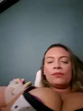 Snapshot of Aninha25blond chatting on 19, 7, 2026 Aninha25blond online show from 19, 7, 2026