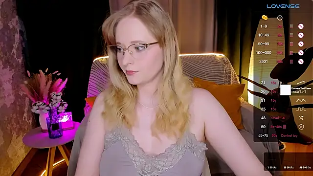 Aemilia  online show from 15, 1, 2026