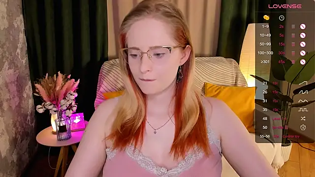 Aemilia  online show from 12, 4, 2026