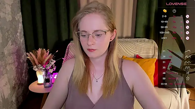 Aemilia  online show from 3, 6, 2026