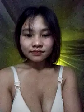 Snapshot of tamaien chatting on 5, 12, 2024 tamaien online show from 5, 12, 2024