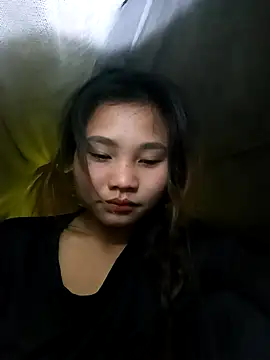 Snapshot of tamaien chatting on 5, 1, 2025 tamaien online show from 5, 1, 2025