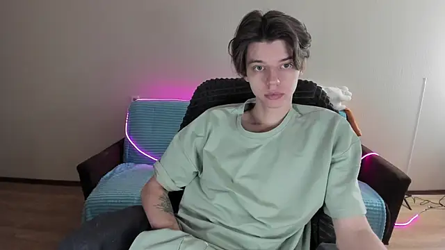 Liam sexy1 online show from 24, 12, 2024