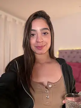 samantha evans2 online show from 18, 4, 2026